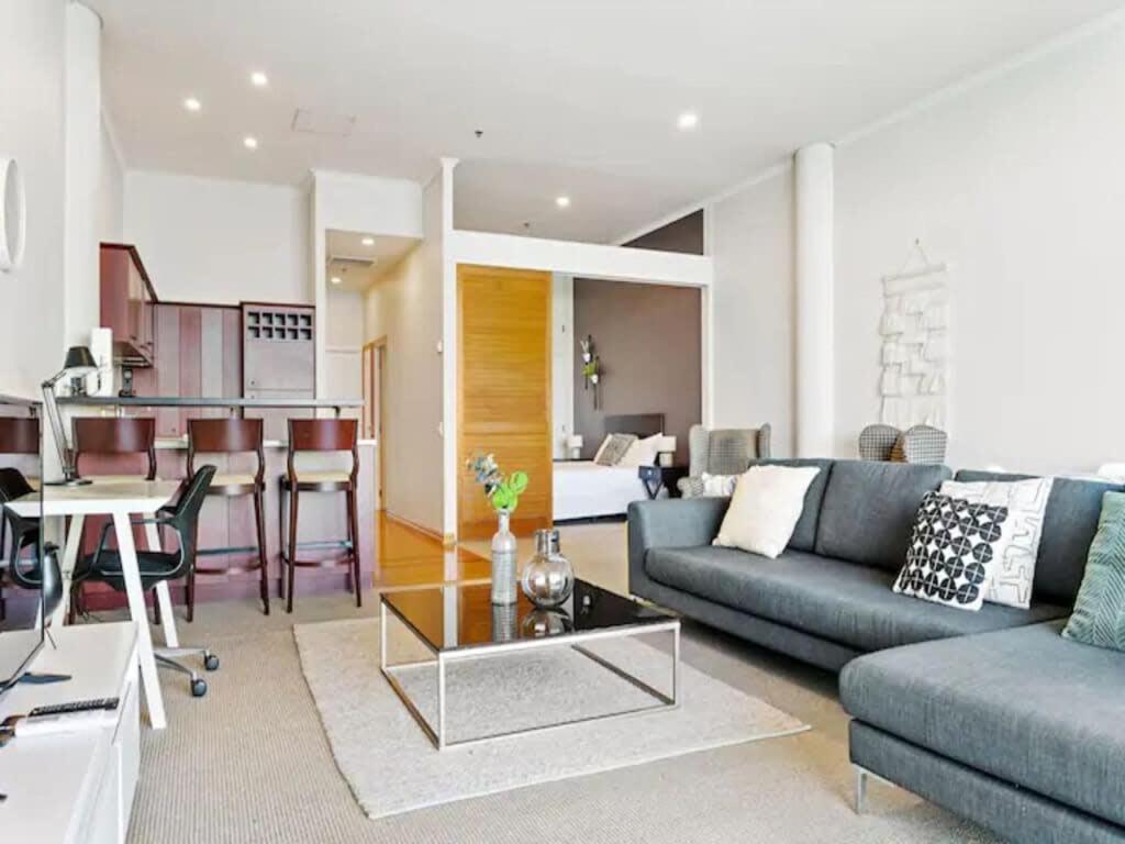 Relaxing Sea Wharf View Apartment Окленд Экстерьер фото
